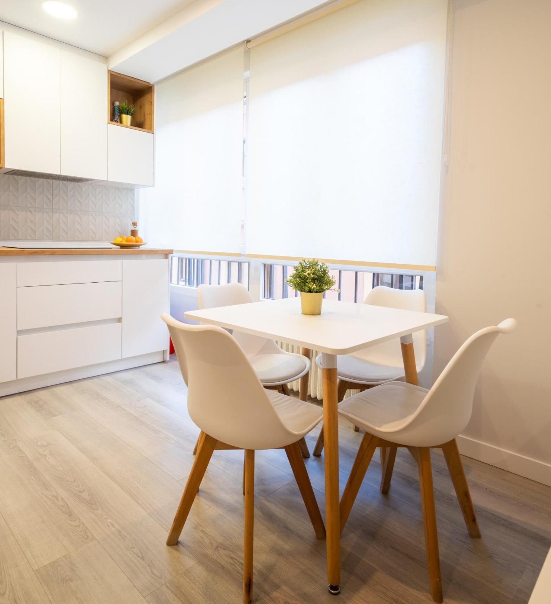 Apartamentos Aranda - La Cepa I - II Aranda de Duero Luaran gambar